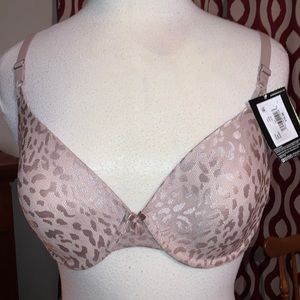 NWT bra size 36D from Maidenform!
